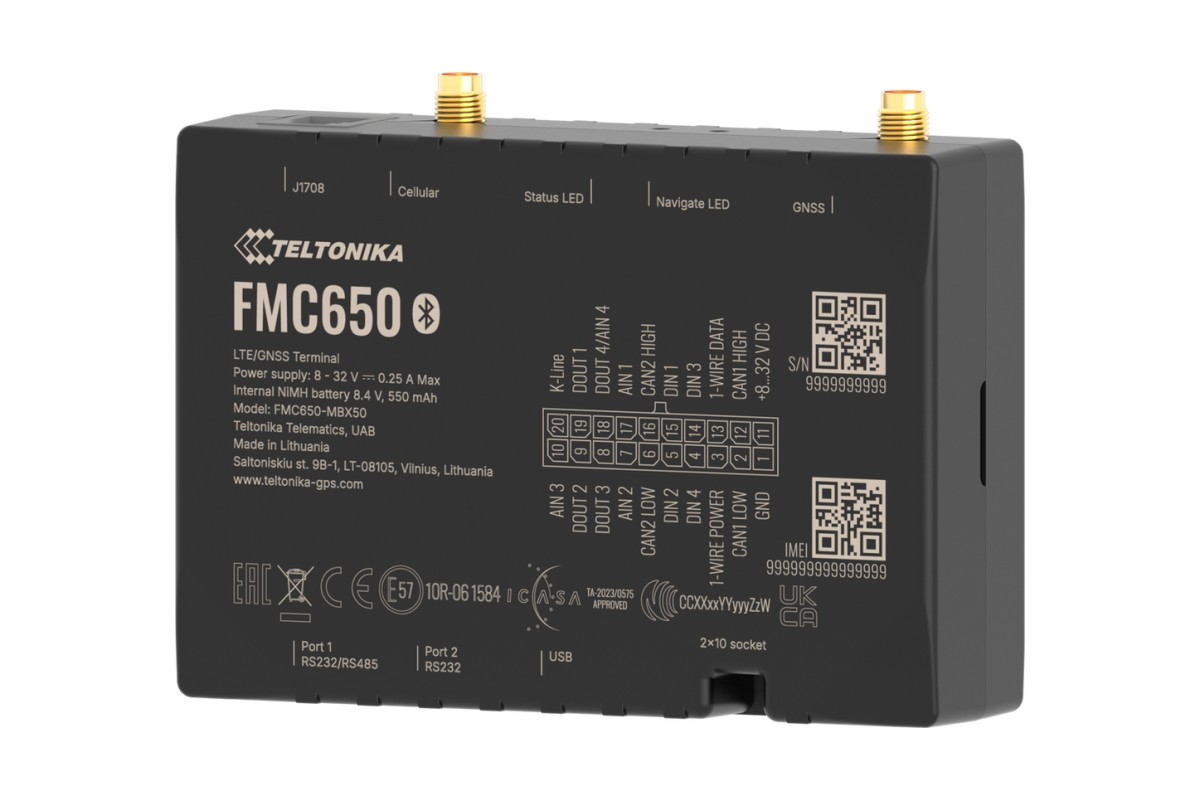 Teltonika FMC650: een professionele tracker met externe antennes, meerdere CAN-poorten en tachograafuitlezing voor vrachtwagens